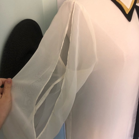 Button down blouse - Picture 3 of 6